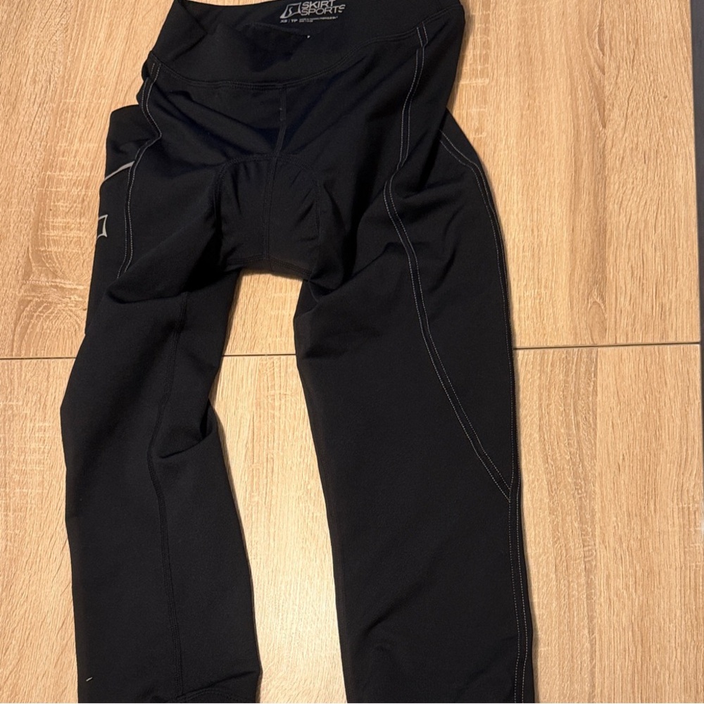SkirtSports XS woman Black padded cycling spinning capris
